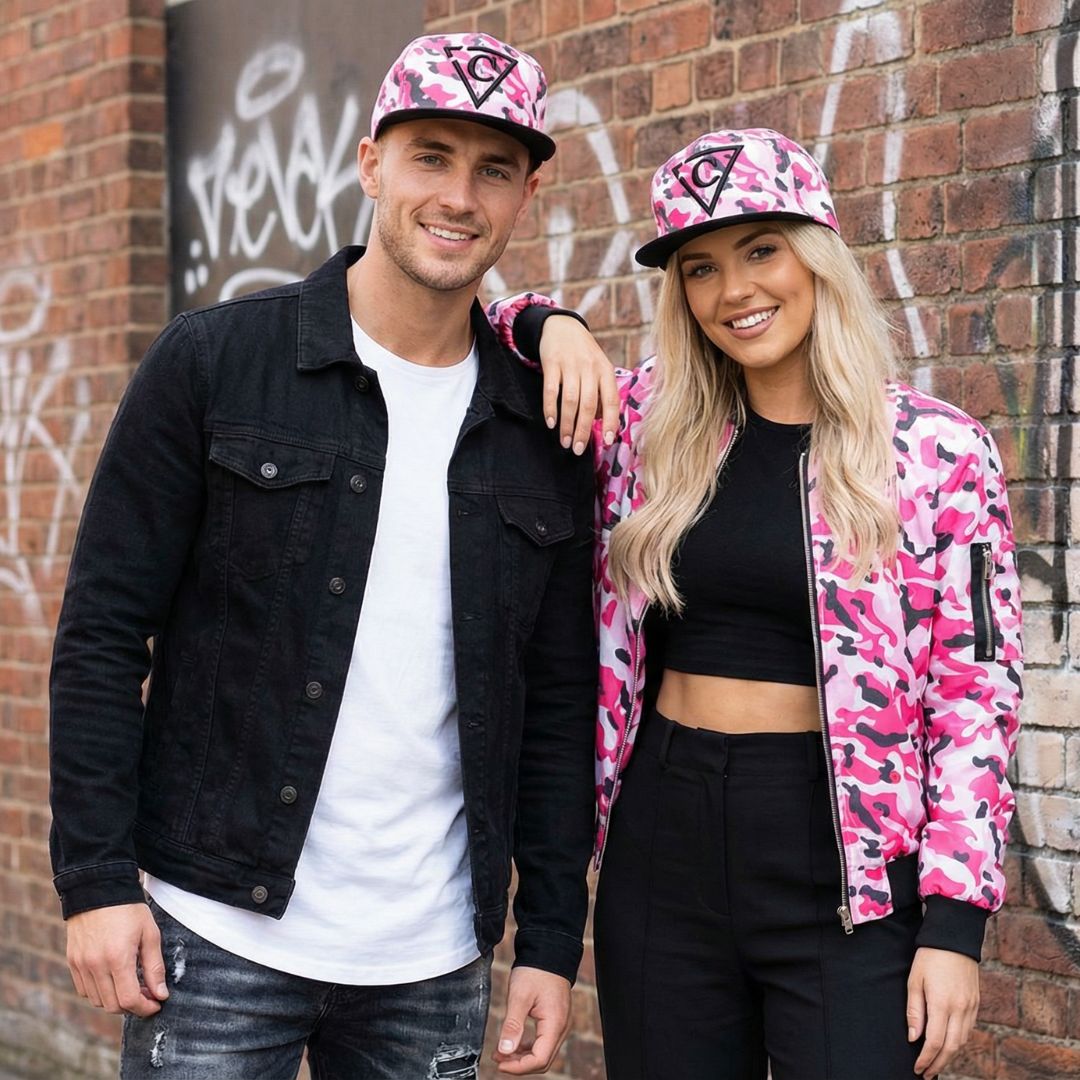 Snapback w kolorze różowym w moro