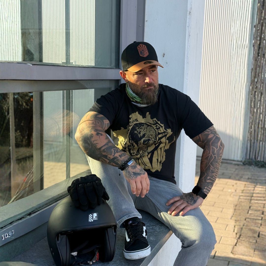 Gorra Chopper Curved - Negro/Marrón con parche de cuero con logotipo