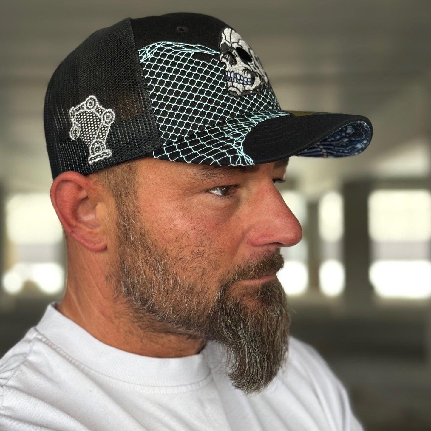 Robot Skull Trucker Cap - Black/Wired Grey