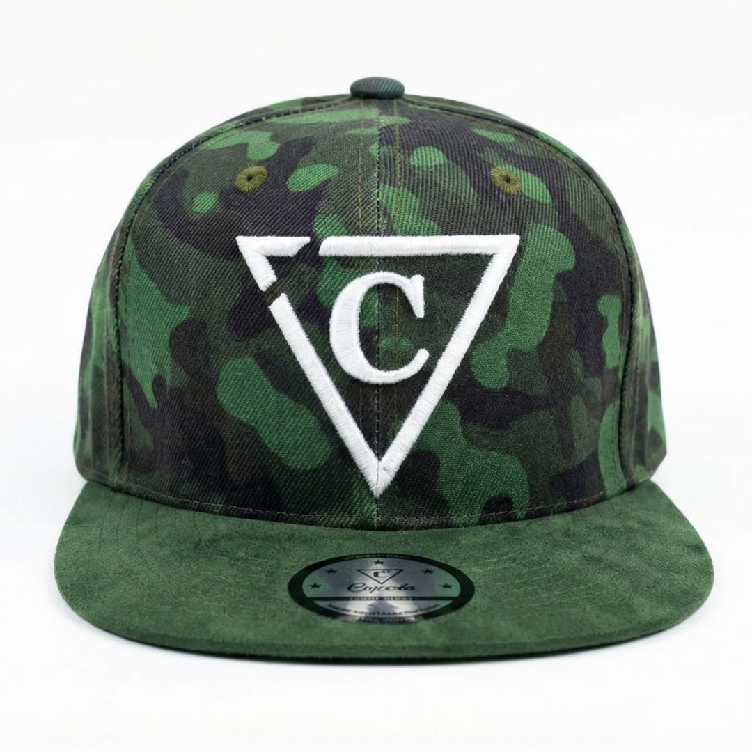 Grünes Camouflage-Snapback – Krempe aus Wildleder