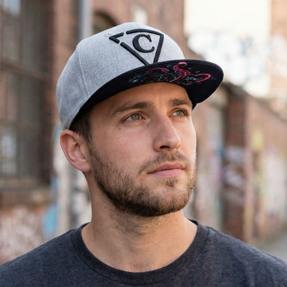 Tentacle Astronaut Snapback - Grey/Black