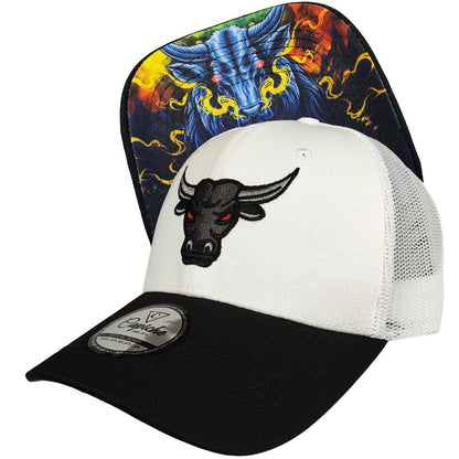 Czapka trucker Bull – biała/czarna