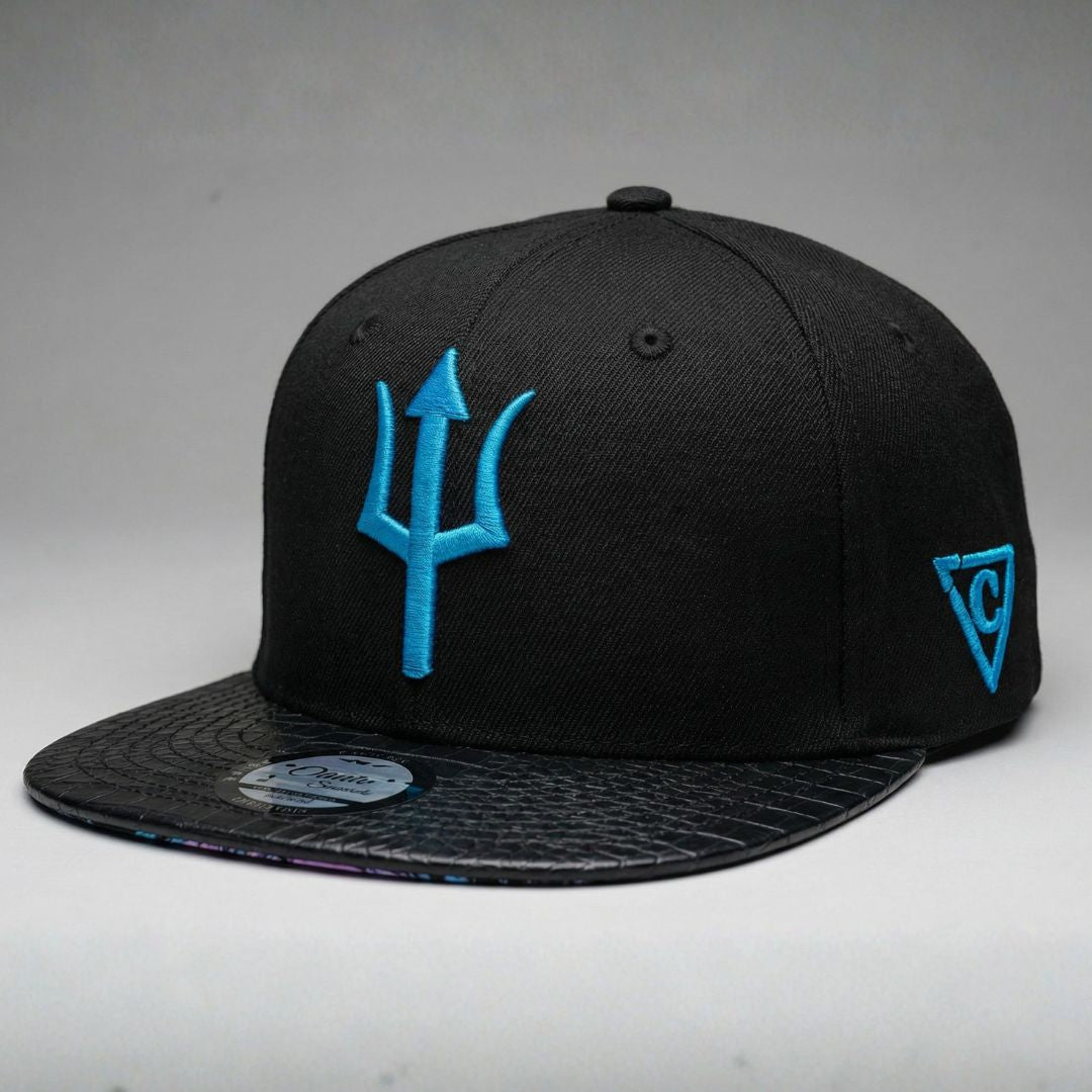 Nyx Snapback - Black/Faux Leather