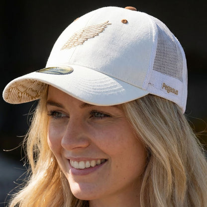 Cappellino Trucker Clean Greek Pegasus - Bianco