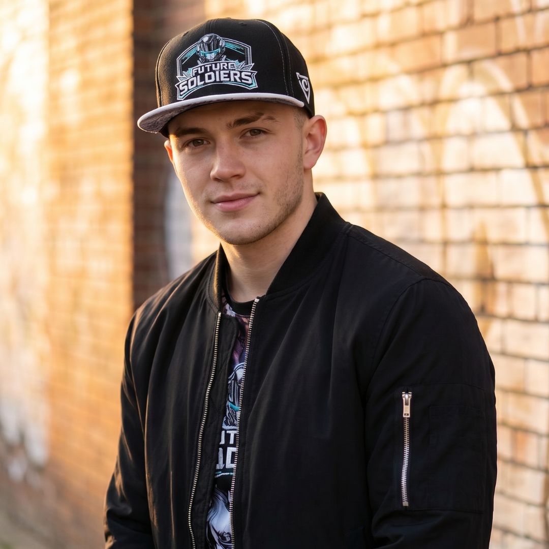 Czapka snapback Future Soldiers – czarna/biała