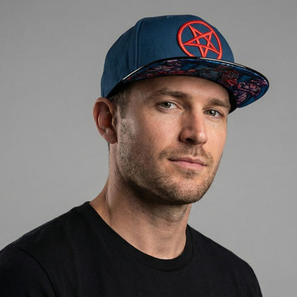 Casquette Snapback Cursed Doctor - Bleu/Noir métallisé