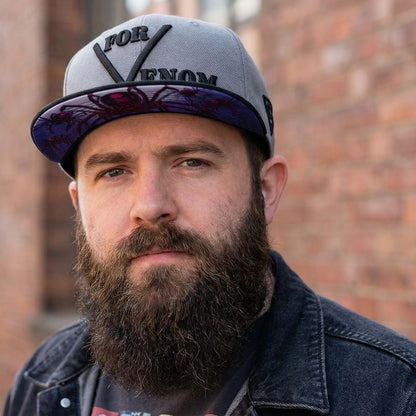 Black Widow Snapback - Grau/Schwarz