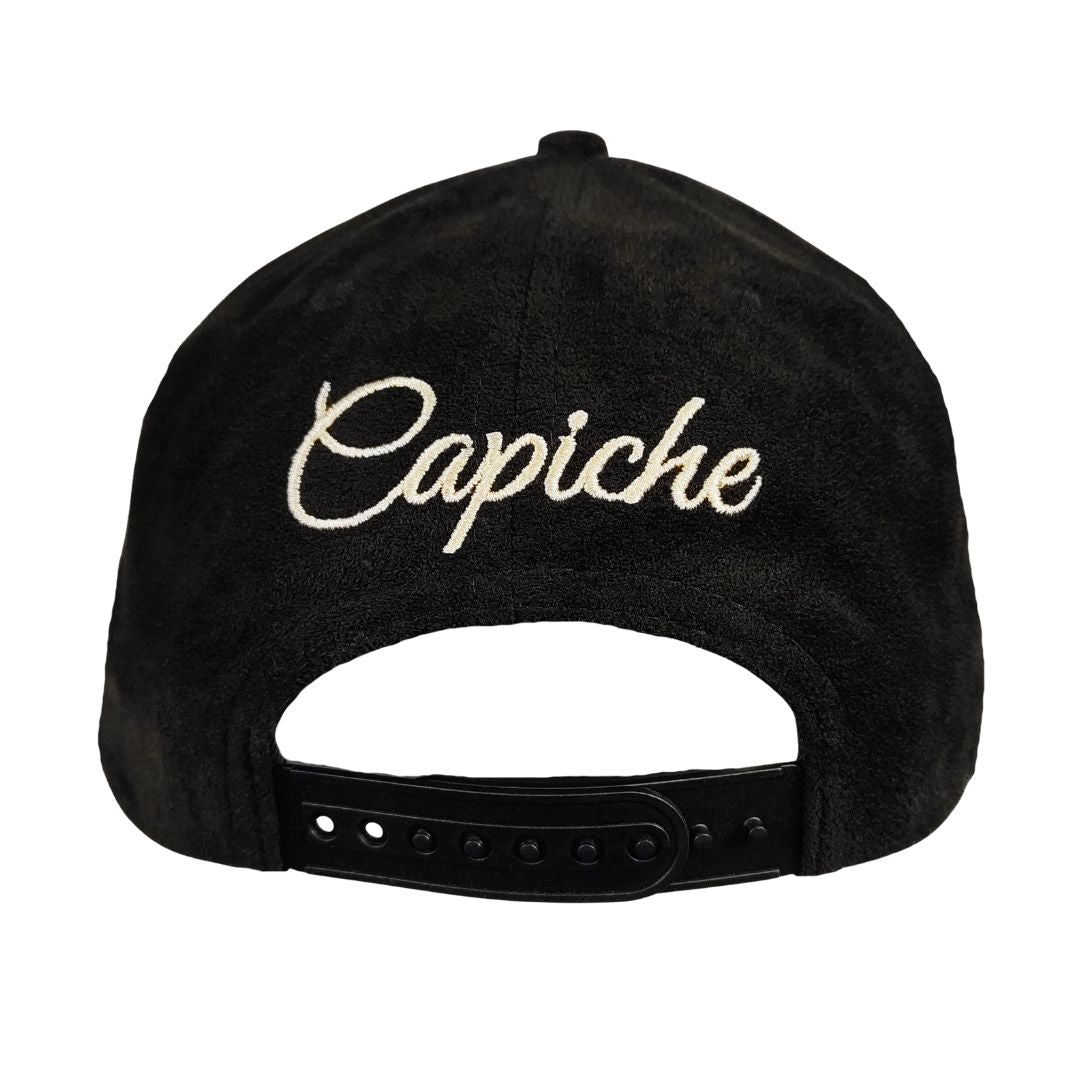LIMITED EDITION Deadly Cave Snapback - Zwart suède