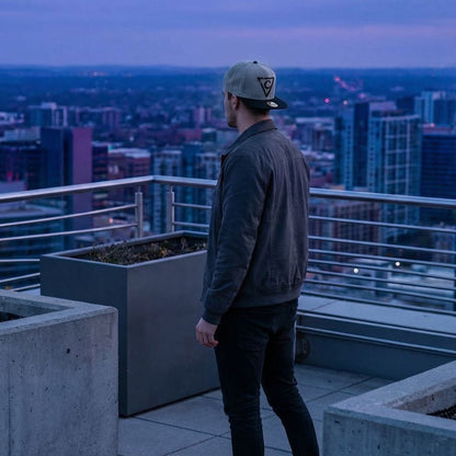 Tentacle Astronaut Snapback - Grey/Black