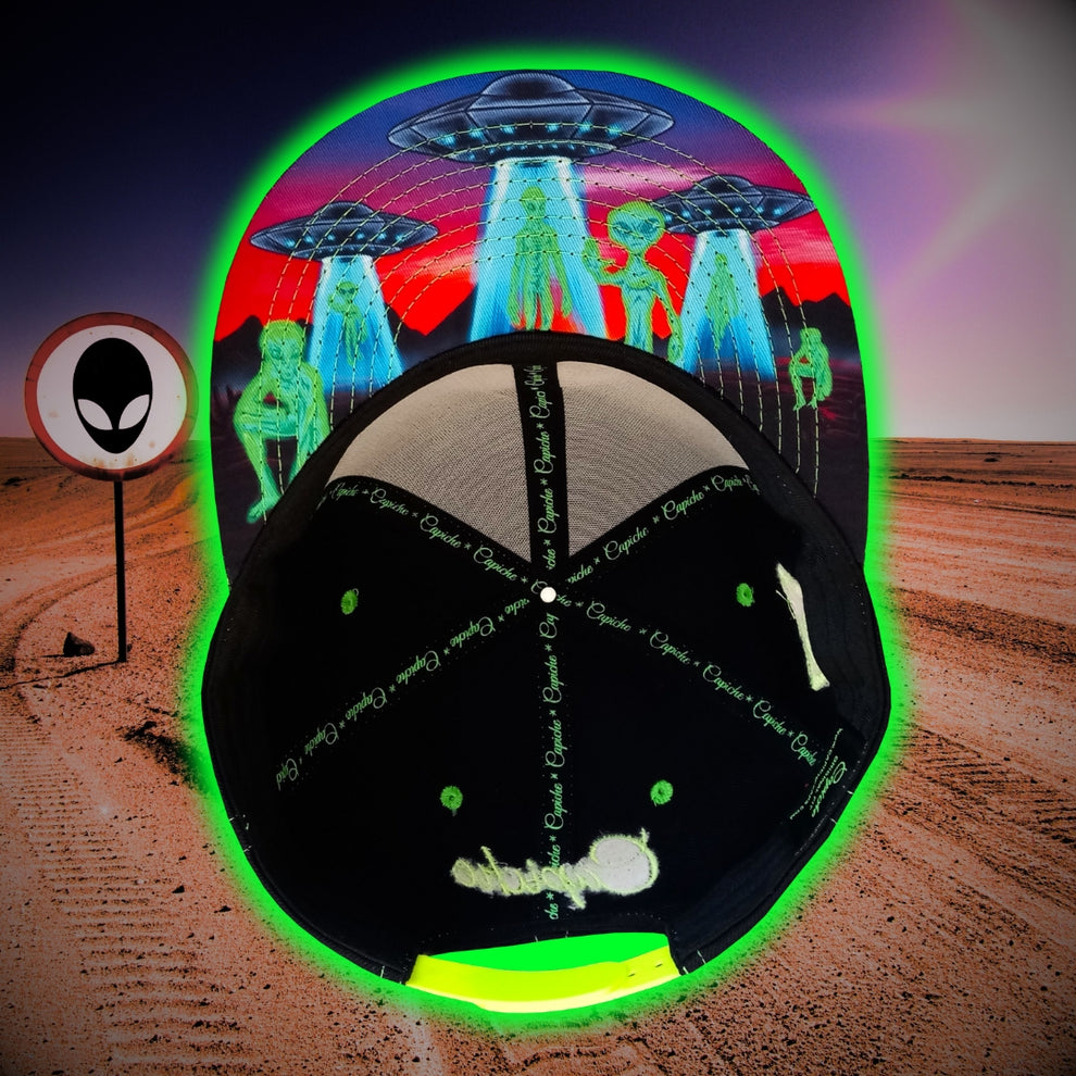 Alien Invasion Snapback - Black/Green | CAPICHE CAPS