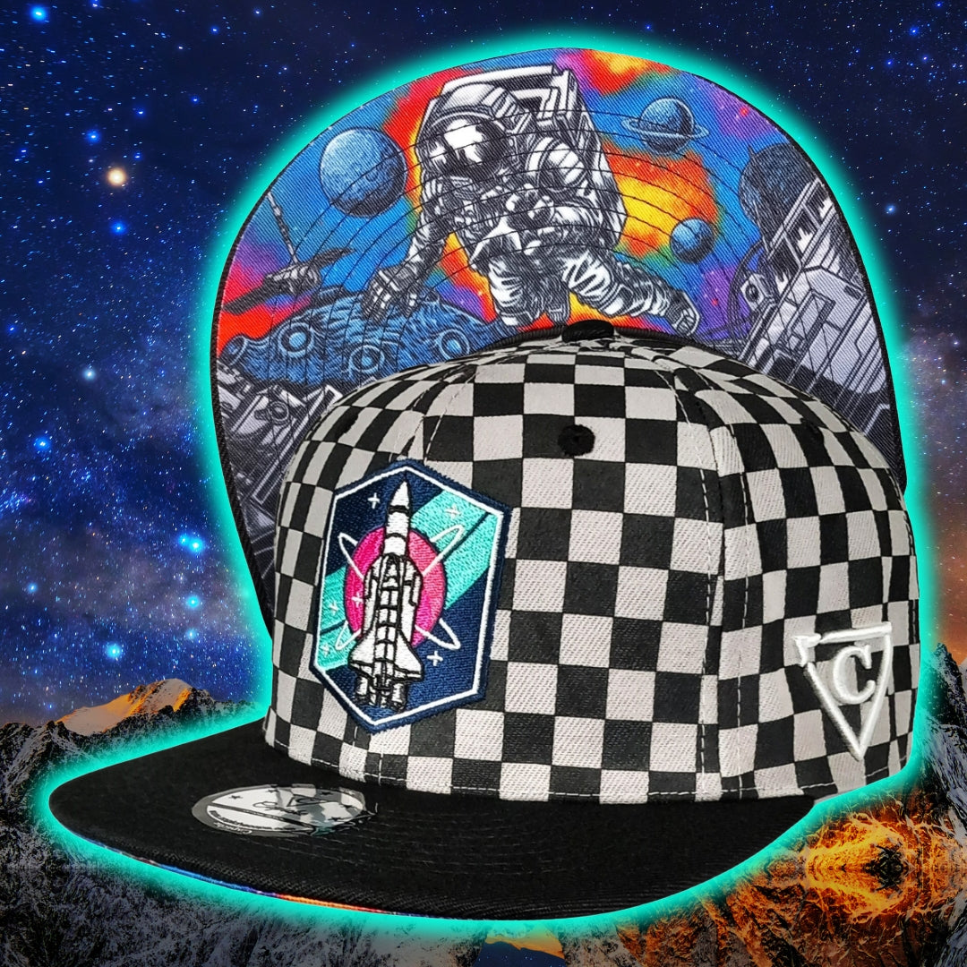 Gorra Snapback Astronauta en el Espacio - Estampado de Cuadros Negro/Gris
