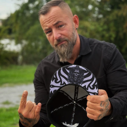 Cappellino Snapback Tribal Skull - Nero/Filo spinato