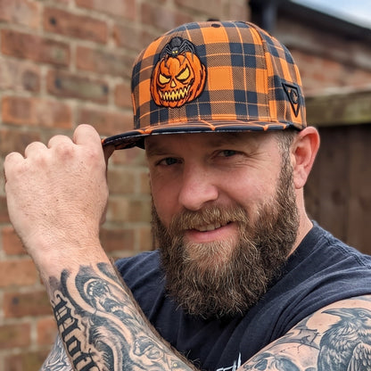 Edycja limitowana: czapka typu snapback na Halloween 2026 – pomarańczowy wzór w krate