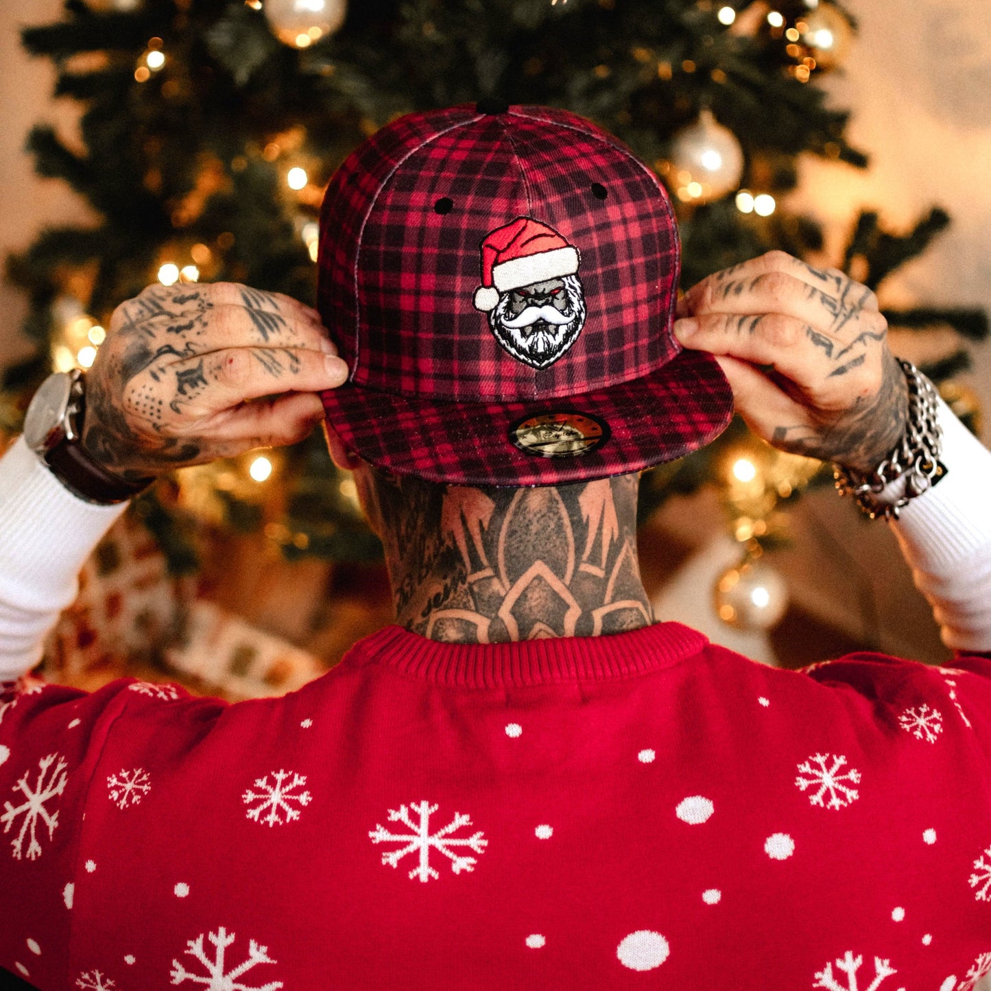 LIMITED Santa vs. Bigfoot Christmas Snapback - Red Flannel Pattern