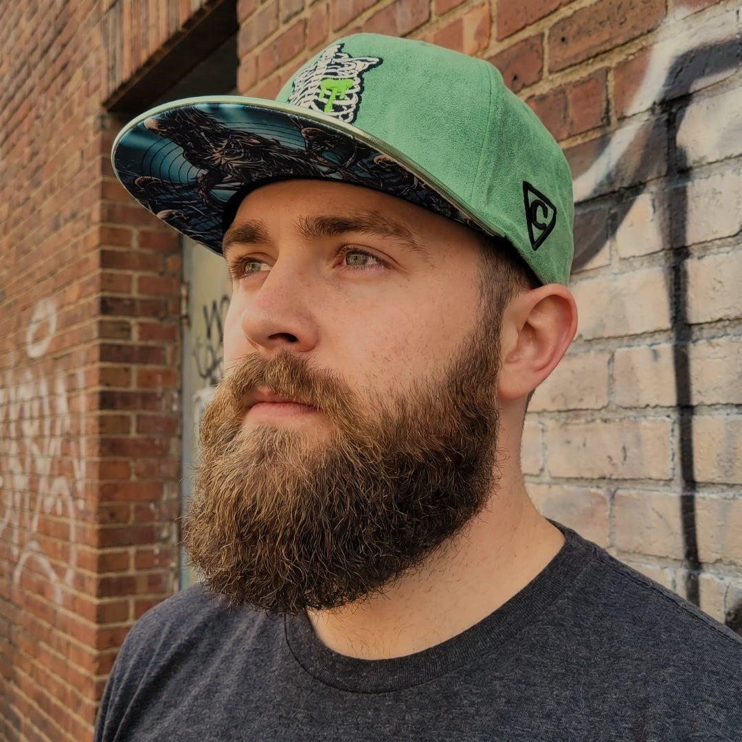 Monster Venom Snapback - Light Green Suede/Crackling Metallic