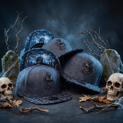 Czapka typu snapback Phantom Grave – szaro-niebieska wełna / wzór krzyżowy