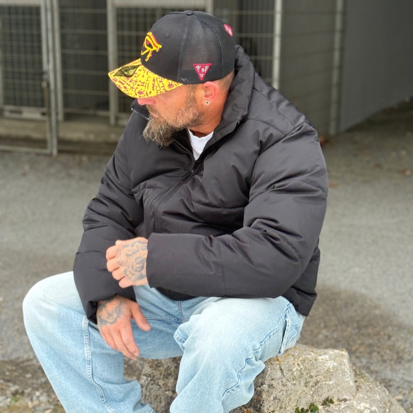 Robot Horus Trucker Cap - Black/Yellow Egyptian Pattern