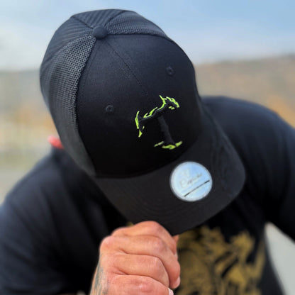 Czapka z daszkiem z tatuażem – czarna