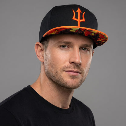 Snapback Aethon - czarno-pomarańczowy
