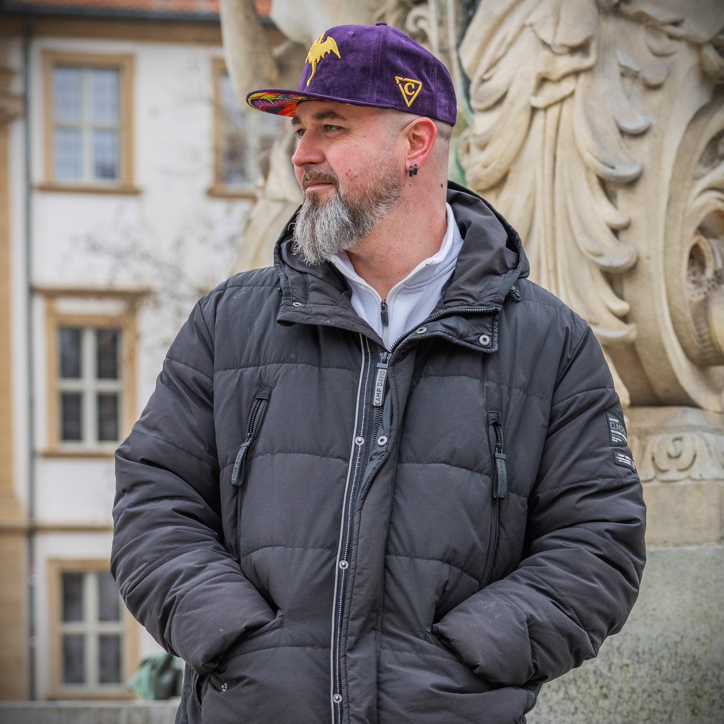 Gorra Snapback Yellow Dragon - Ante morado