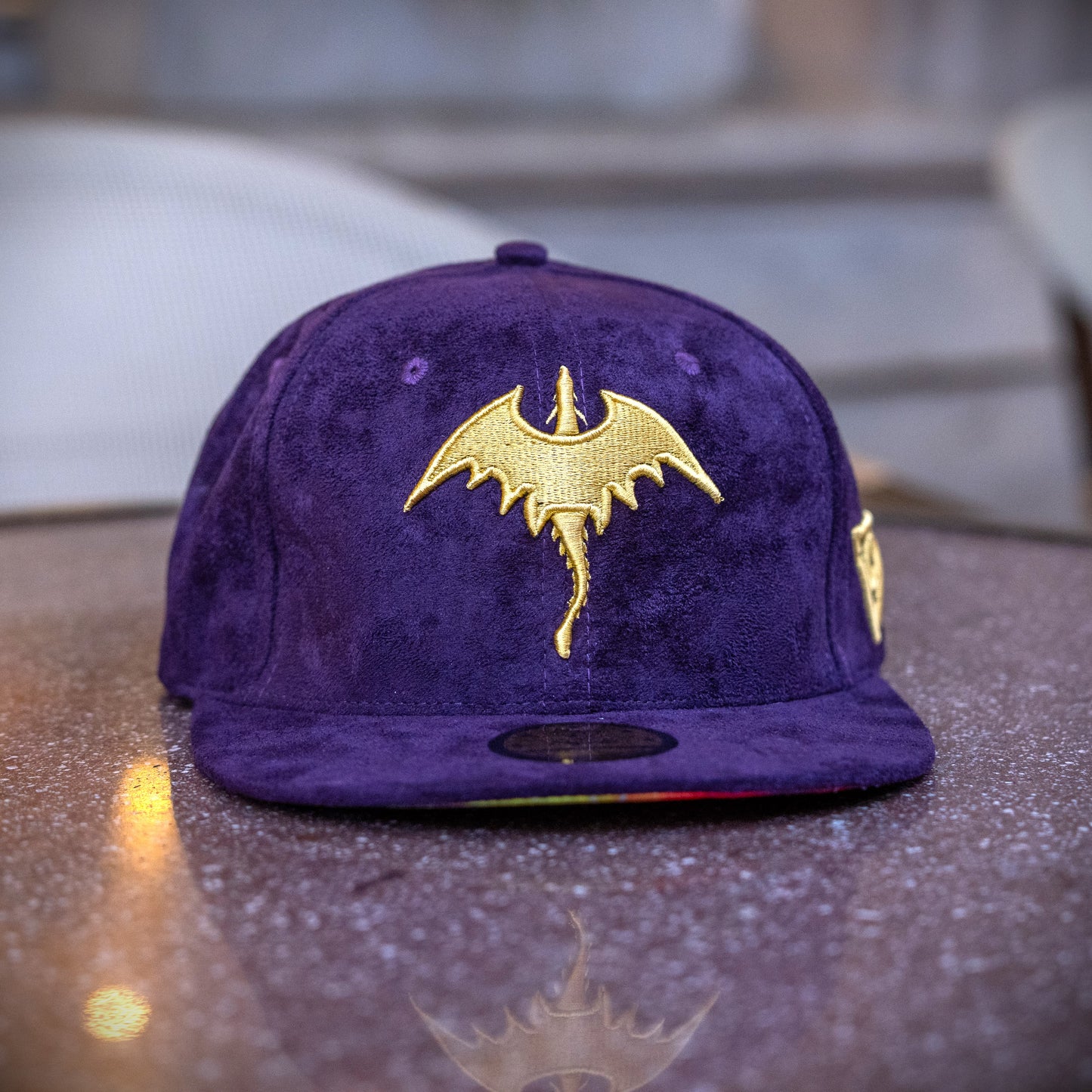 Gorra Snapback Yellow Dragon - Ante morado
