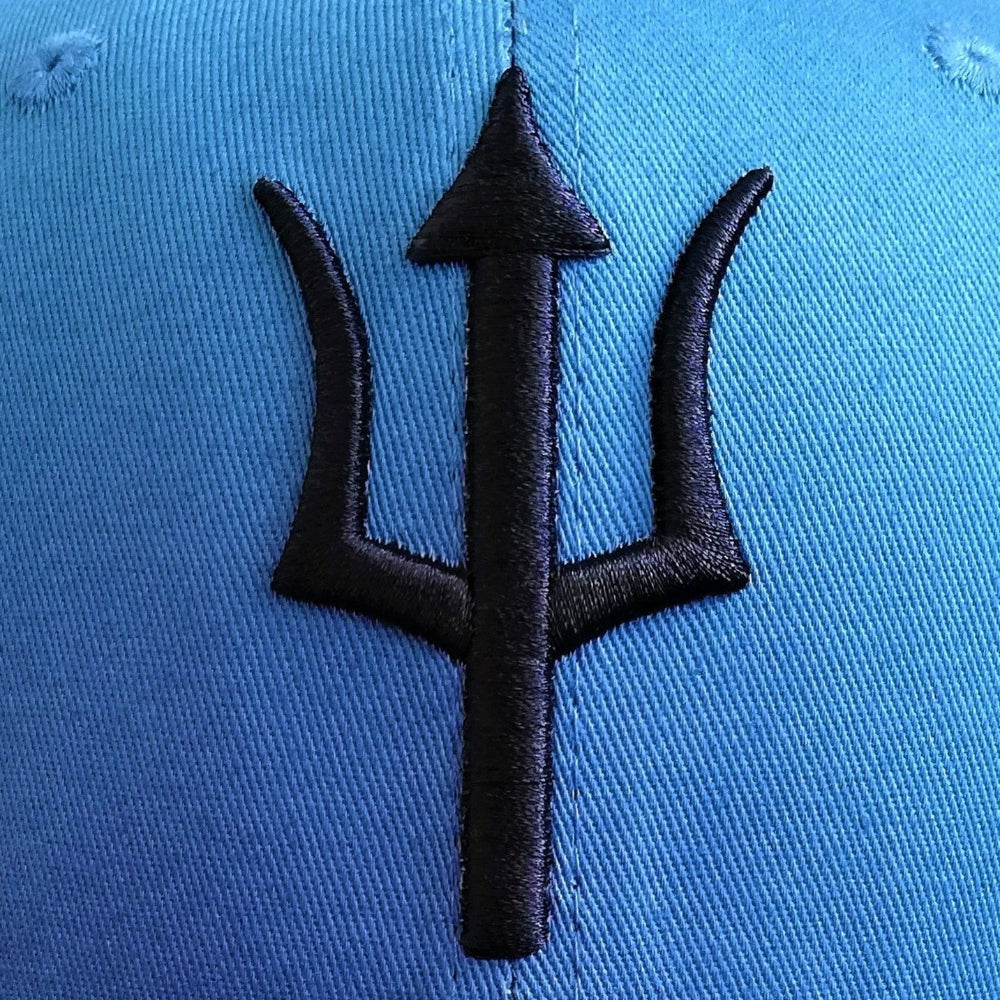 Gorra Atlas Snapback - Azul/Negro - Capiche Caps Black