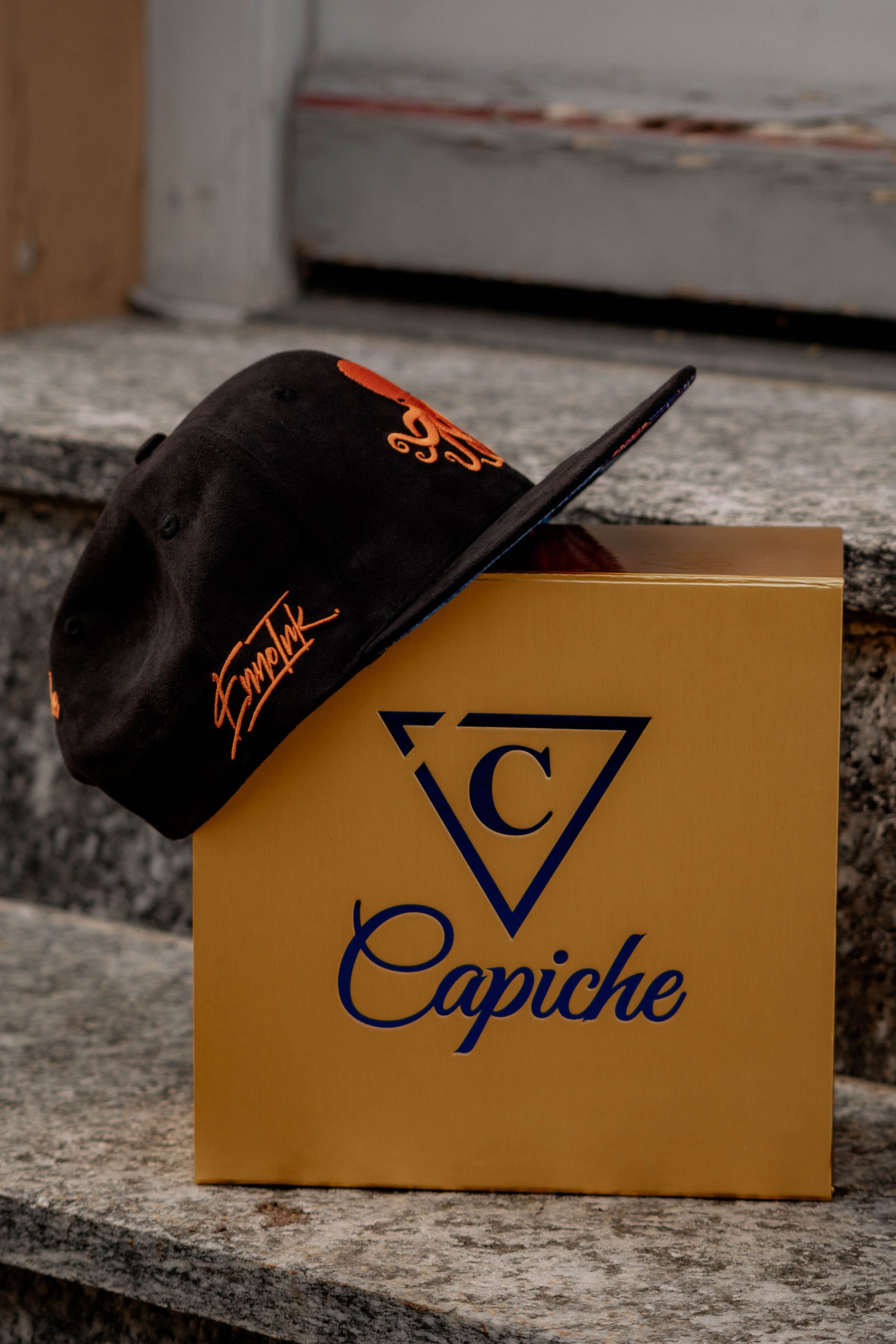 Enno_Ink x Capiche Collab Snapback Black Suede - Octopus - Capiche Caps Black